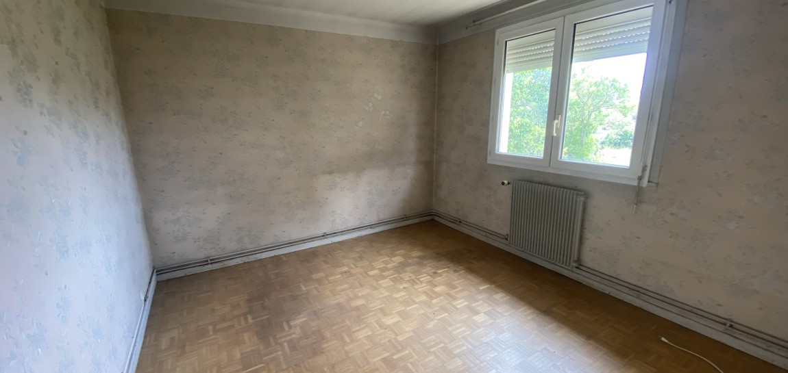 Sale house