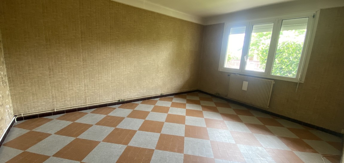Sale house
