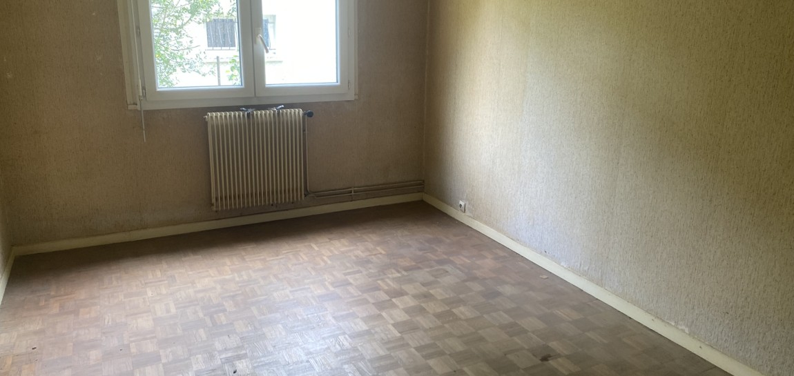 Sale house